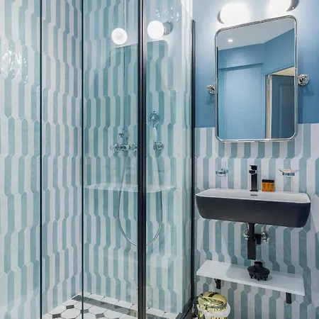 Fabulous Grey Apartament