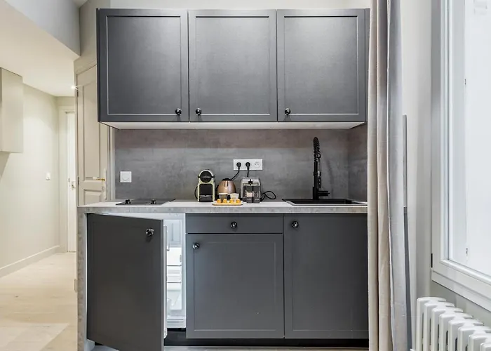 Fabulous Grey * Paryż