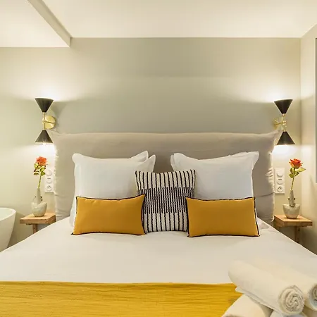 Fabulous Grey باريس