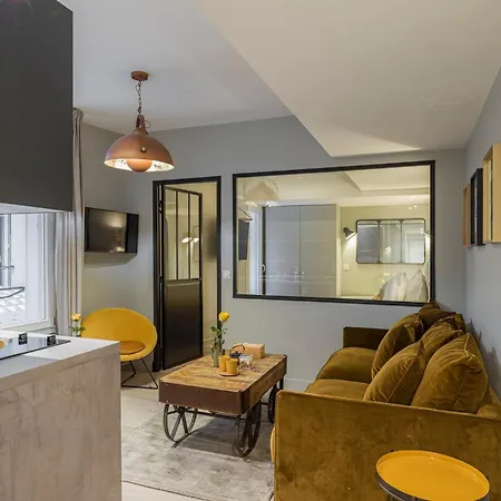 Fabulous Grey * باريس